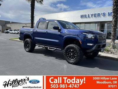 2022 Nissan Frontier 4X4 S 4DR Crew Cab 5 FT. SB