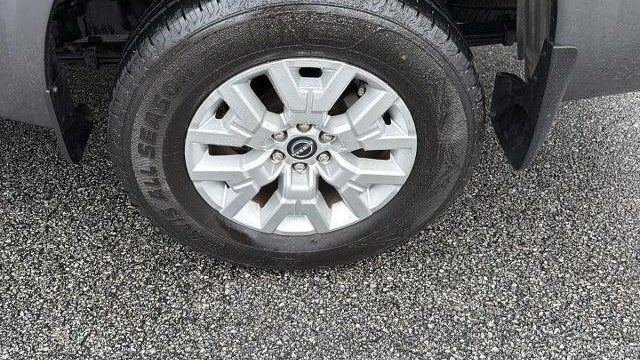 2022 Nissan Frontier S