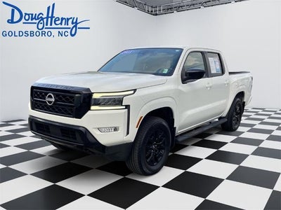2023 Nissan Frontier 4X4 SV 4DR Crew Cab 5 FT. SB