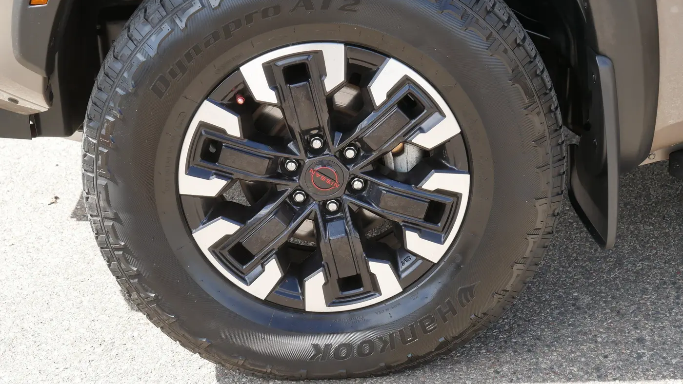 2023 Nissan Frontier S