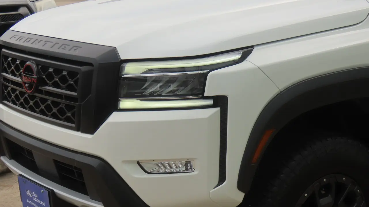 2023 Nissan Frontier S