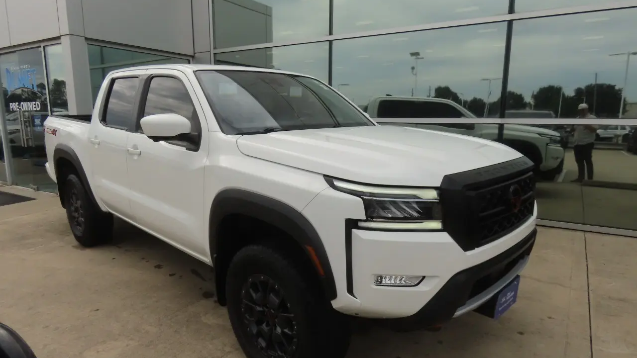 2023 Nissan Frontier S