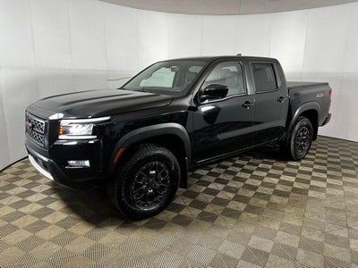 2024 Nissan Frontier 4X4 PRO-4X 4DR Crew Cab 5 FT. SB