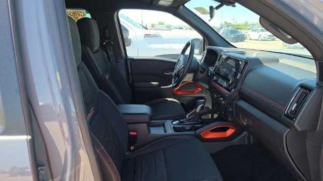 2025 Nissan Frontier S