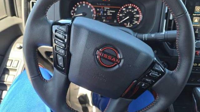 2025 Nissan Frontier S