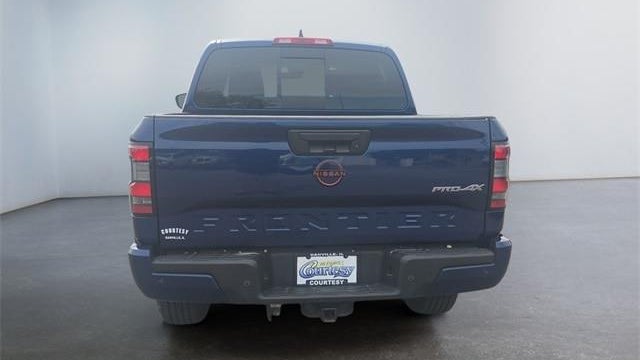 2023 Nissan Frontier S
