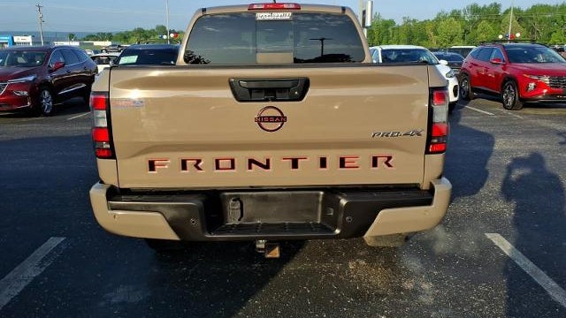 2023 Nissan Frontier S