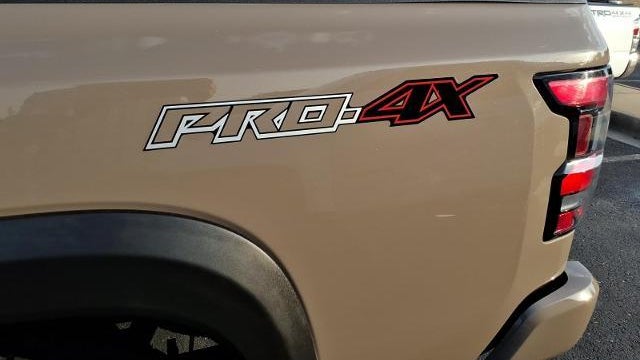 2023 Nissan Frontier S