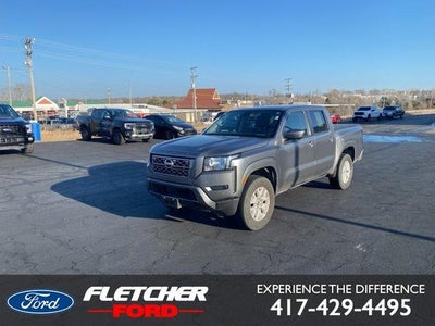 2023 Nissan Frontier 4X4 S 4DR Crew Cab 5 FT. SB