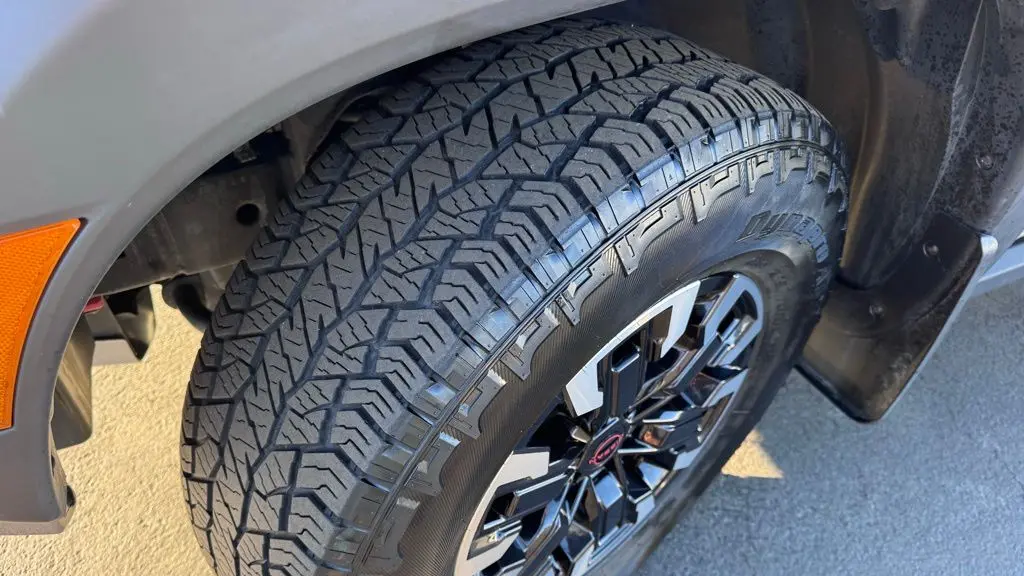 2023 Nissan Frontier S