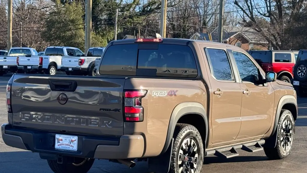 2023 Nissan Frontier S