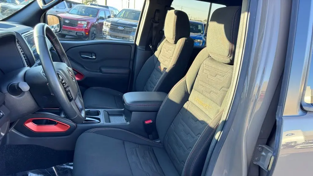 2023 Nissan Frontier S