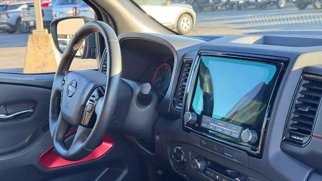 2023 Nissan Frontier S