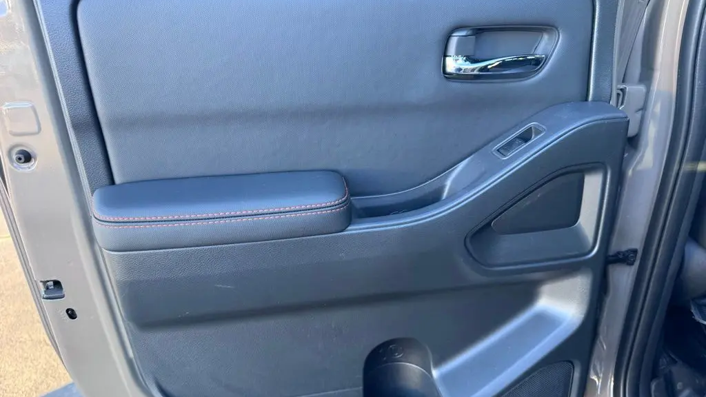 2023 Nissan Frontier S