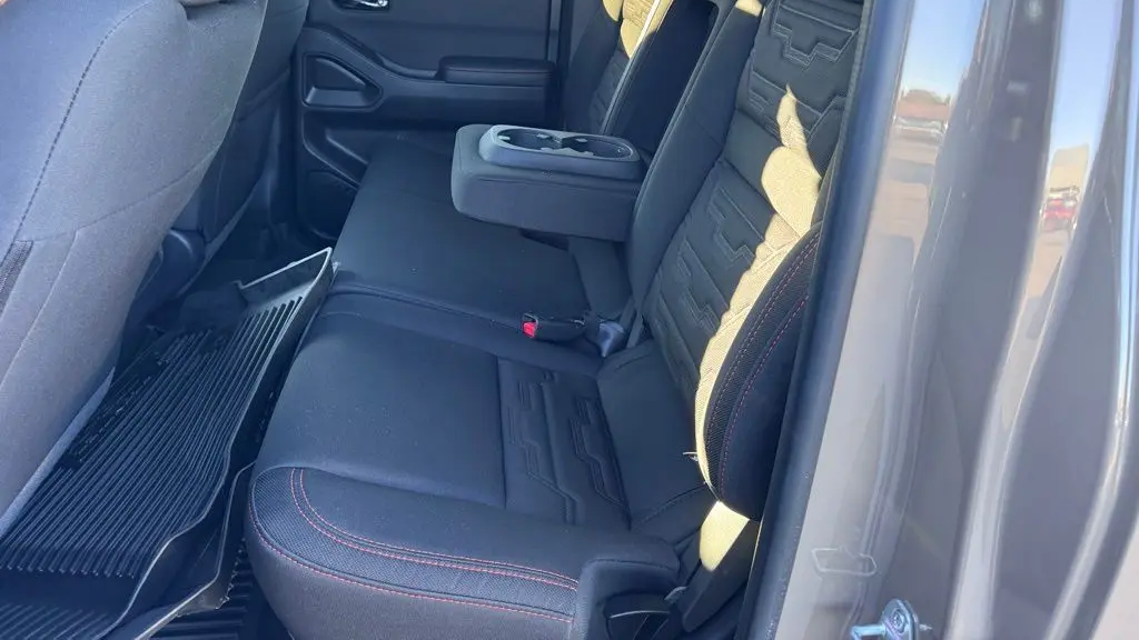 2023 Nissan Frontier S