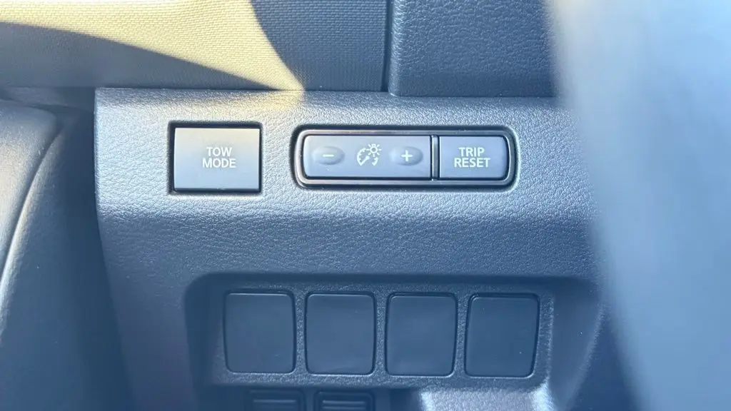 2023 Nissan Frontier S