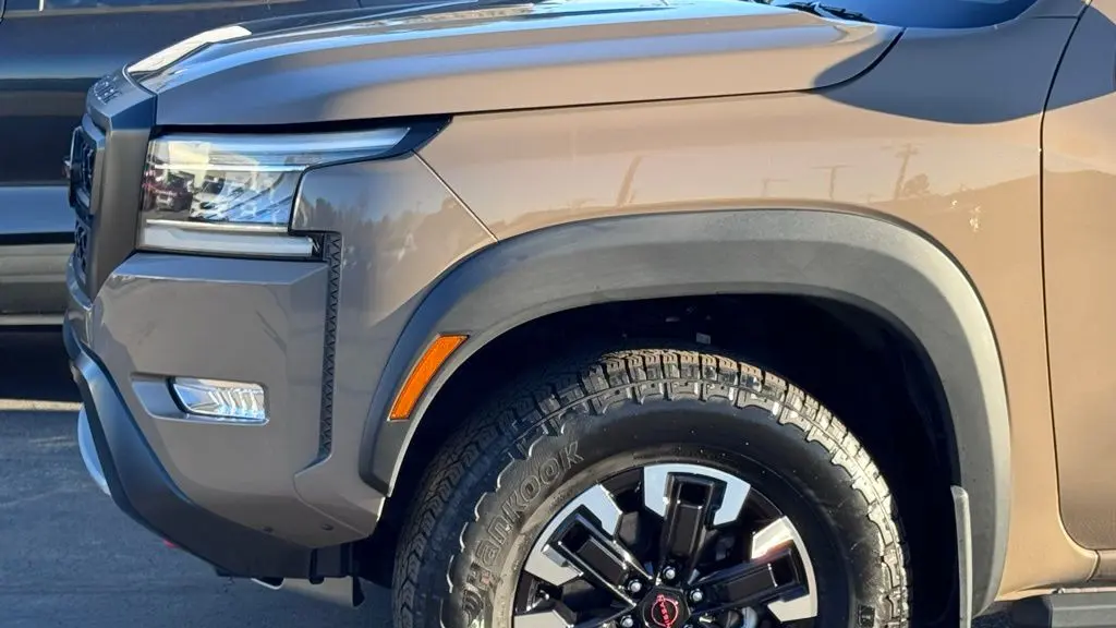 2023 Nissan Frontier S