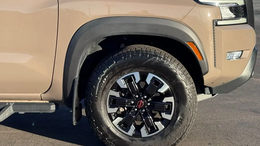 2023 Nissan Frontier S