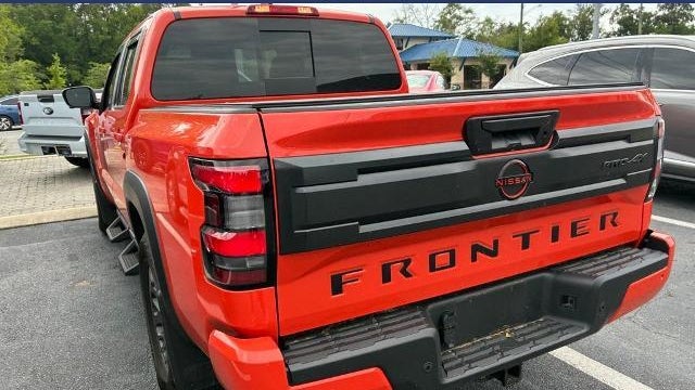 2025 Nissan Frontier S