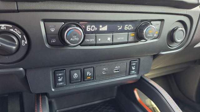 2025 Nissan Frontier S