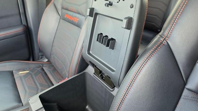 2025 Nissan Frontier S