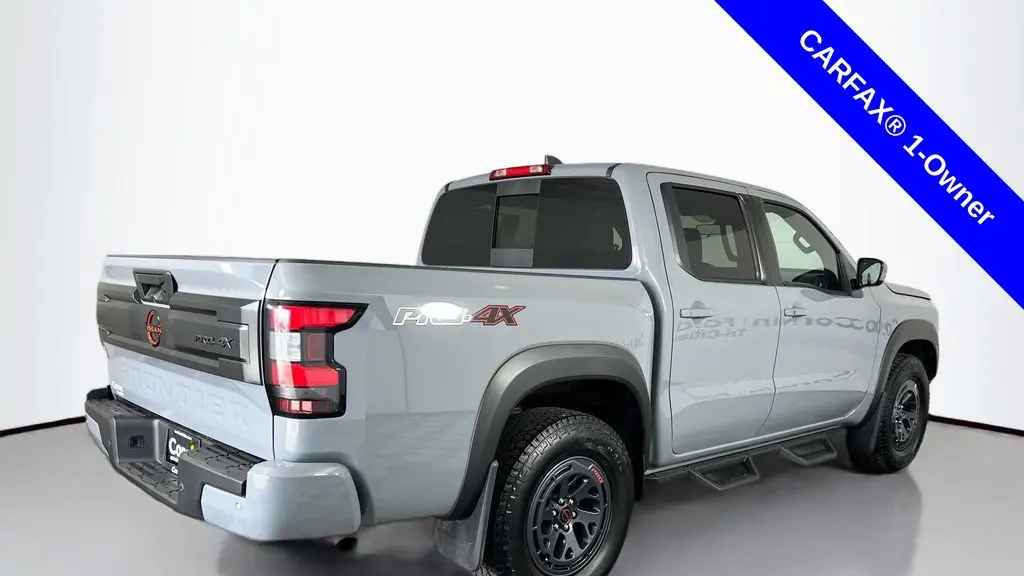 2025 Nissan Frontier S