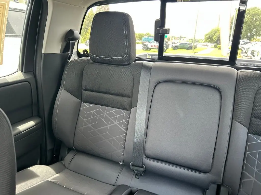 2025 Nissan Frontier - $32,998