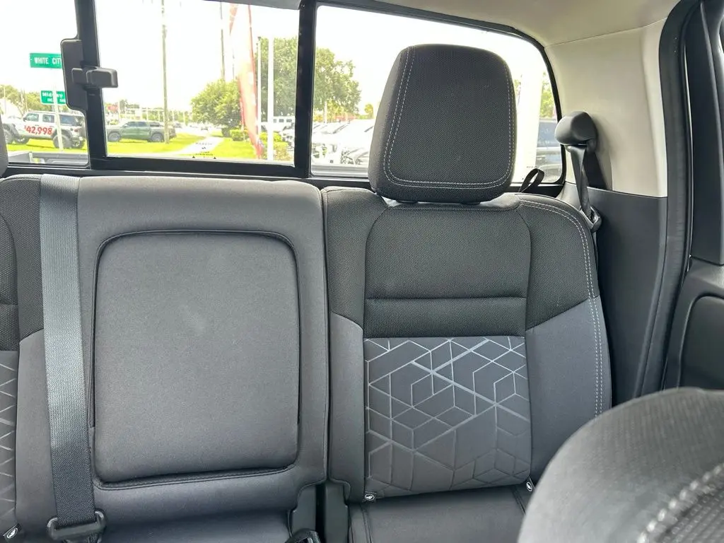 2025 Nissan Frontier - $32,998