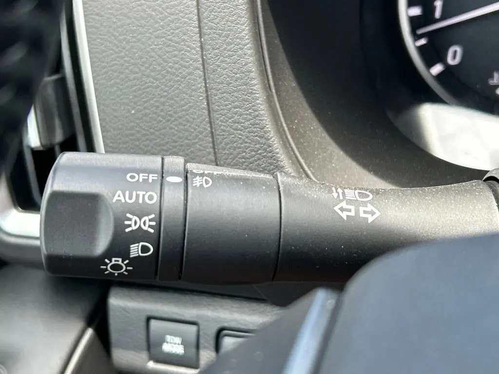 2025 Nissan Frontier - $32,998