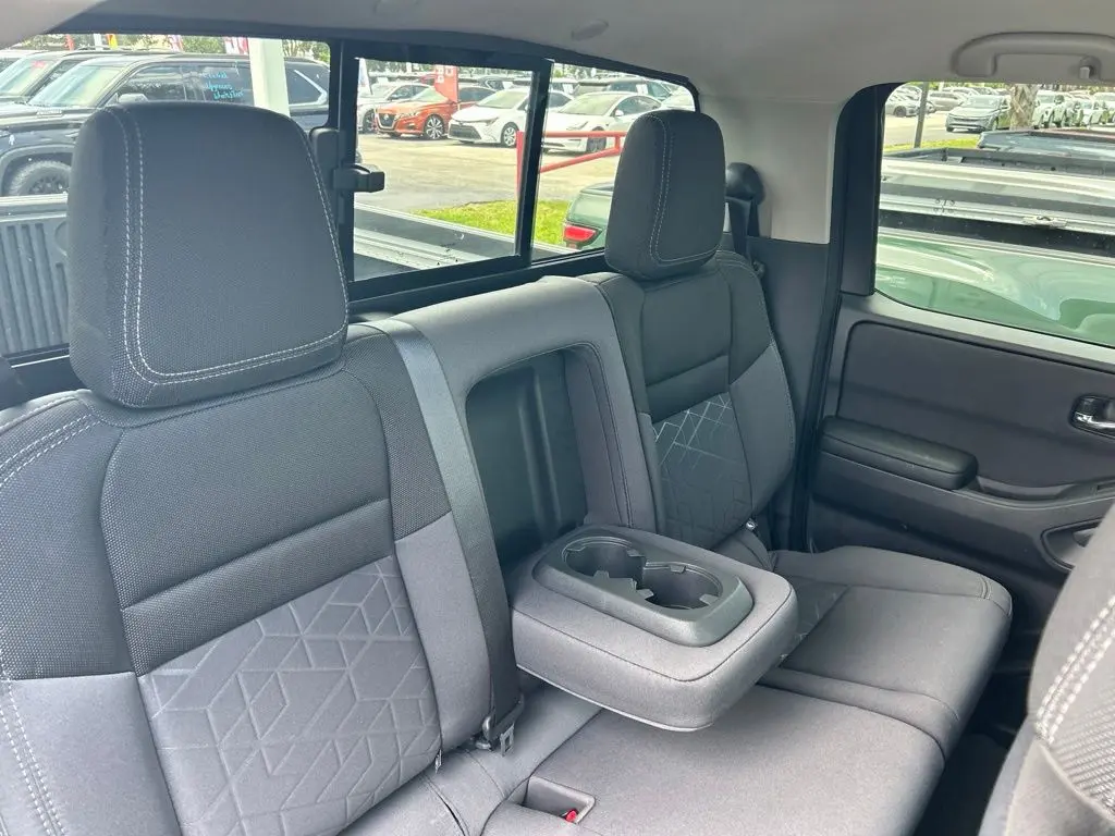 2025 Nissan Frontier - $32,998