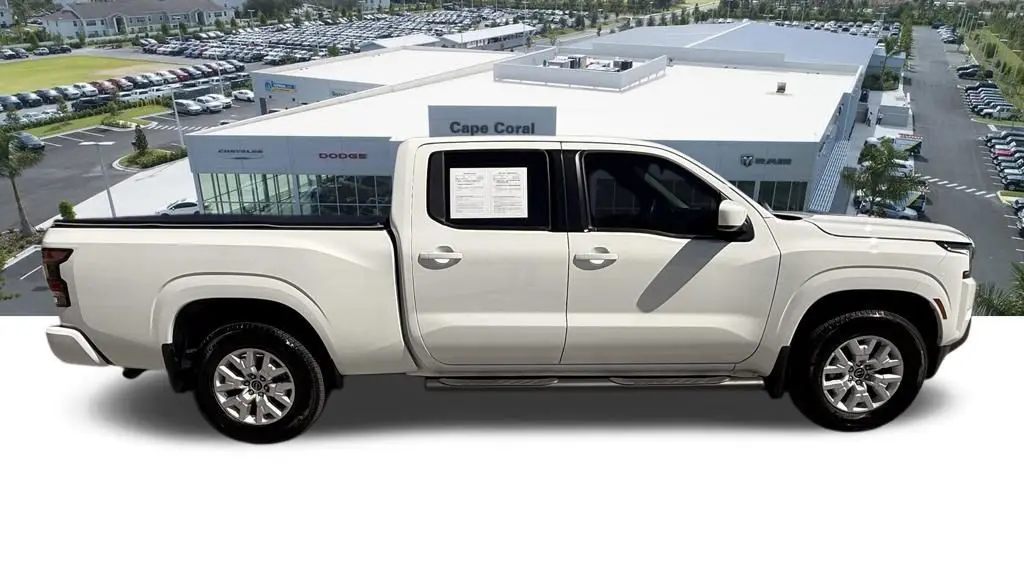 2022 Nissan Frontier SV