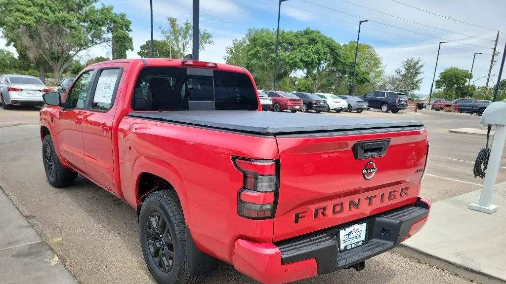 2026 Nissan Frontier SV