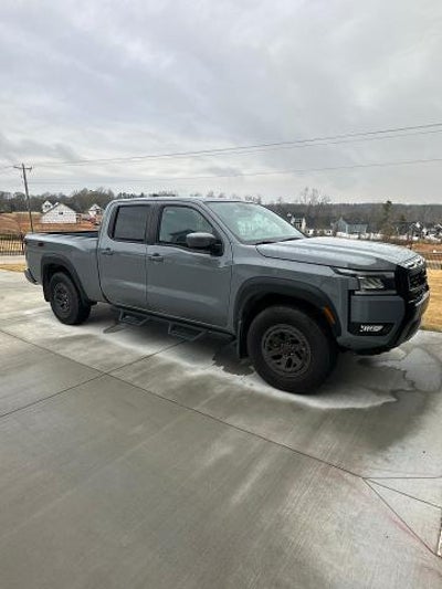 2025 Nissan Frontier 4X4 SV 4DR Crew Cab 6.1 FT. LB