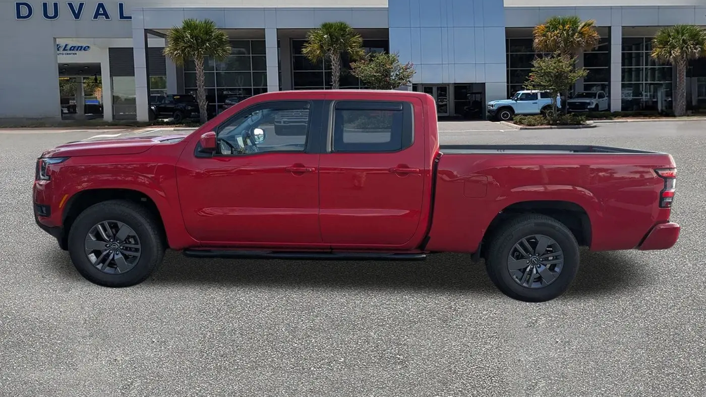 2025 Nissan Frontier SV