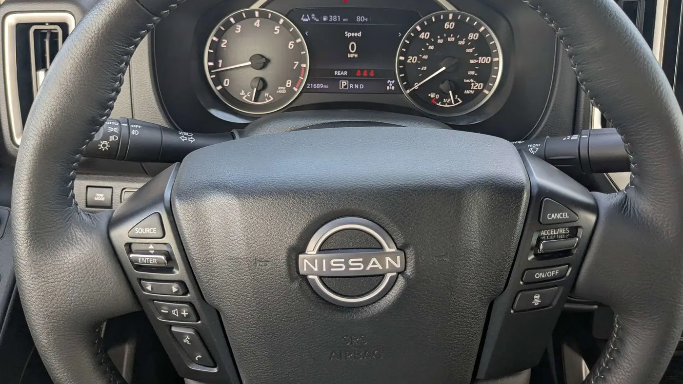 2025 Nissan Frontier SV