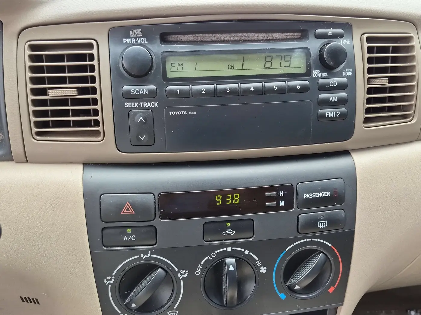2004 Toyota Corolla - $7,993