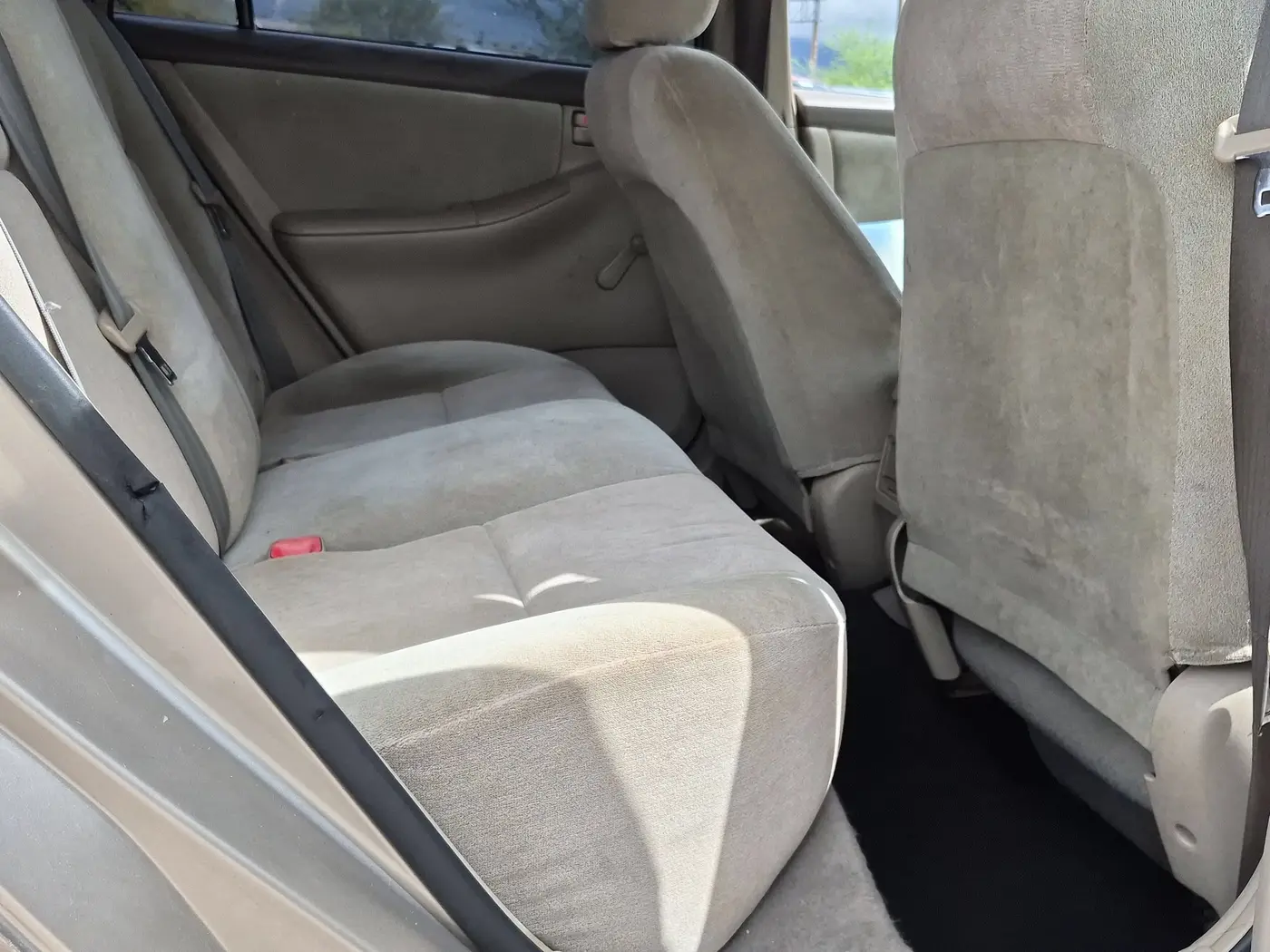 2004 Toyota Corolla - $7,993