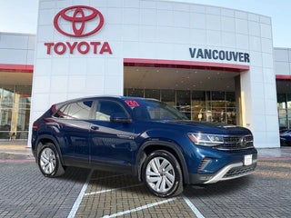 2020 Volkswagen Atlas Cross Sport with Tourmaline Blue Metallic Exterior
