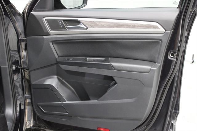 2020 Volkswagen Atlas - $18,998