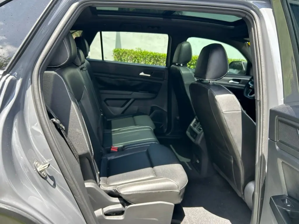 2020 Volkswagen Atlas - $19,099