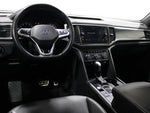 2020 Atlas Cross Sport Thumbnail 2