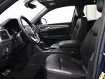 2020 Atlas Cross Sport Thumbnail 3