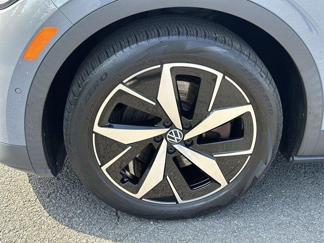 2023 Volkswagen Id.4 - $20,305