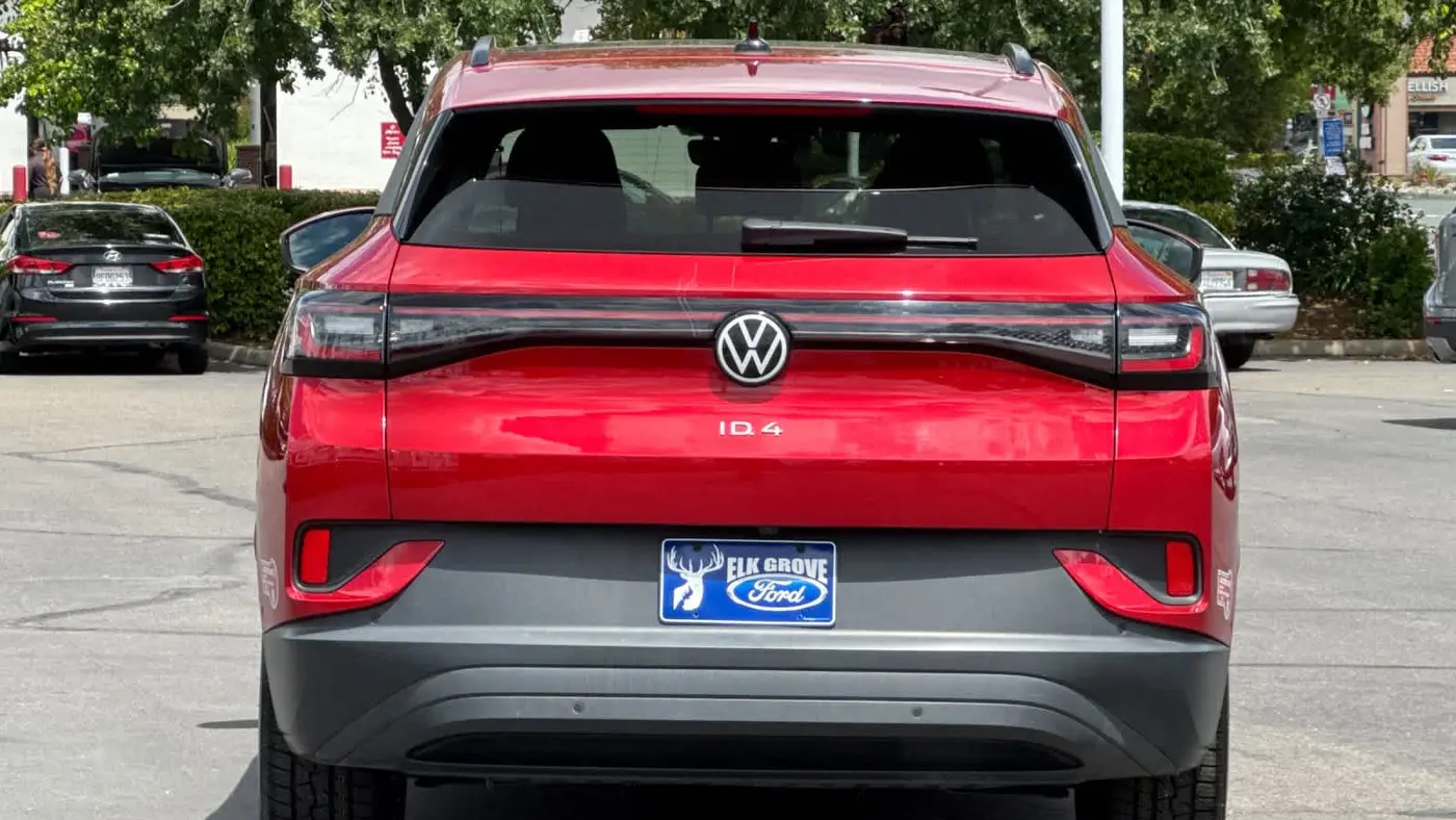 2023 Volkswagen ID 4  S