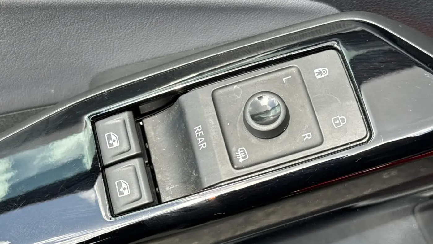 2023 Volkswagen ID 4  S