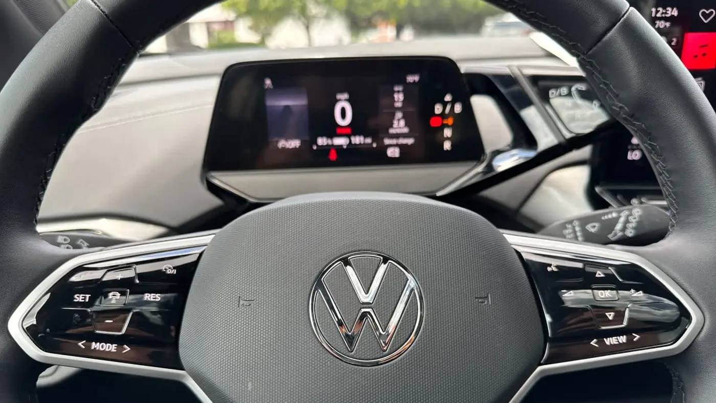 2023 Volkswagen ID 4  S
