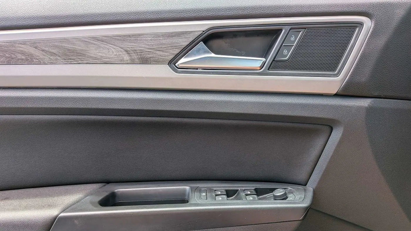 2020 Volkswagen Atlas Cross Sport SE 4Motion