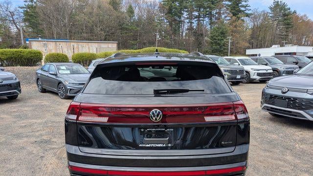 2026 Volkswagen Atlas Cross Sport SEL R-Line Black 4Motion