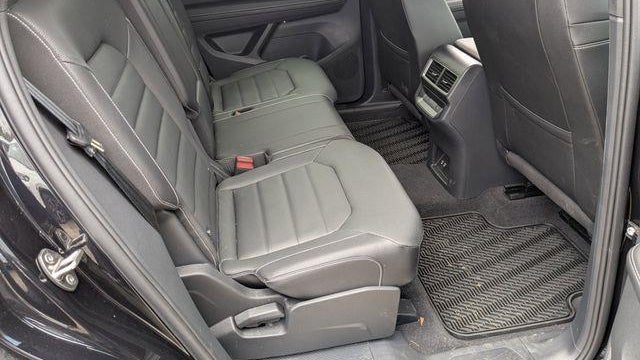 2026 Volkswagen Atlas Cross Sport SEL R-Line Black 4Motion