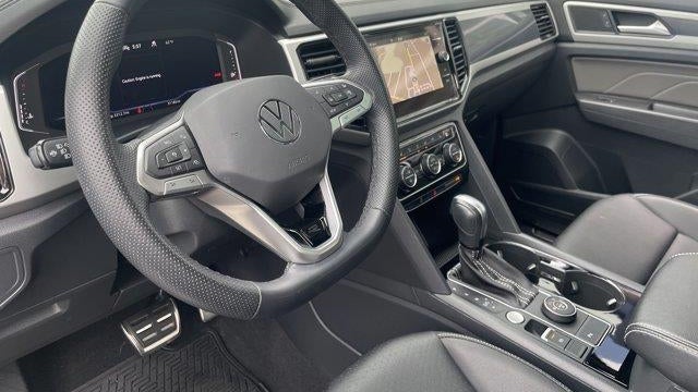 2022 Volkswagen Atlas Cross Sport SEL R-Line Black 4Motion